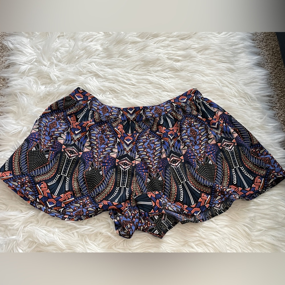 FOREVER 21 Tribal Print Shorts (S)